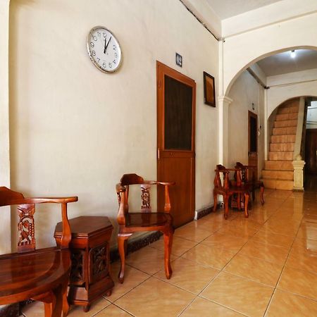 Hotel Wisma Yuli Syariah Medan Exterior foto