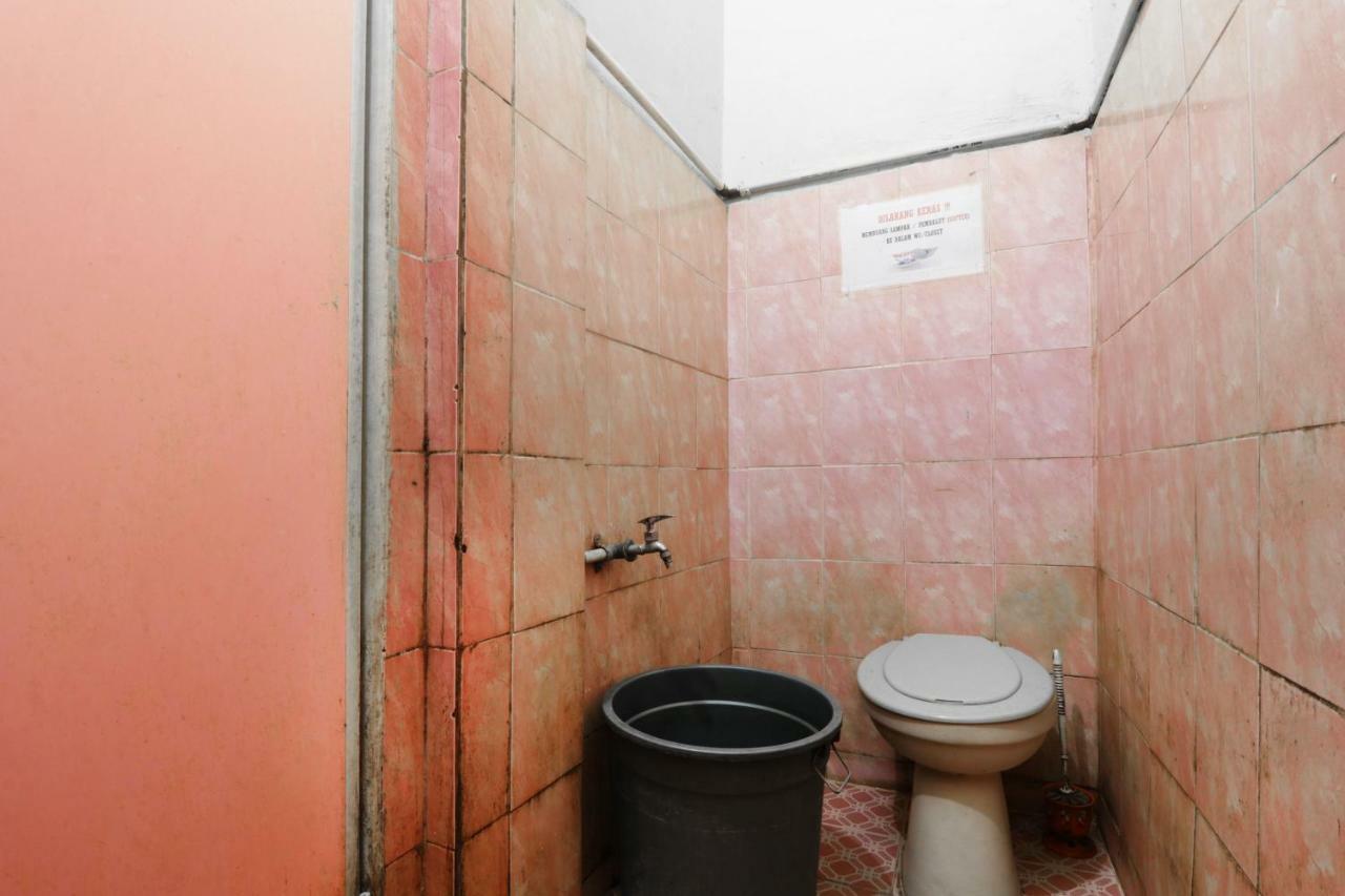 Hotel Wisma Yuli Syariah Medan Exterior foto